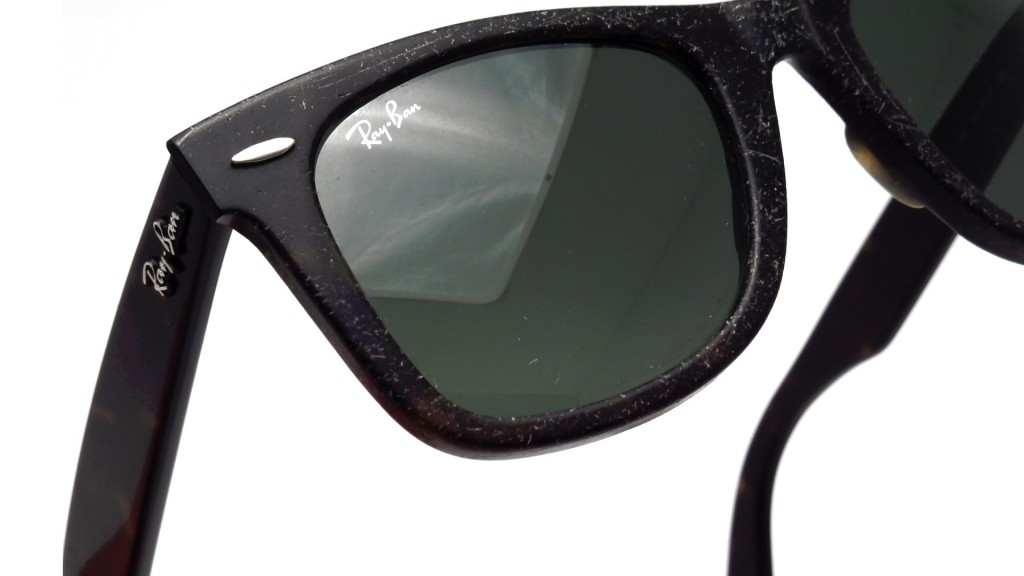 smartbuyglasses-distressed-ray-ban-wayfarer-1